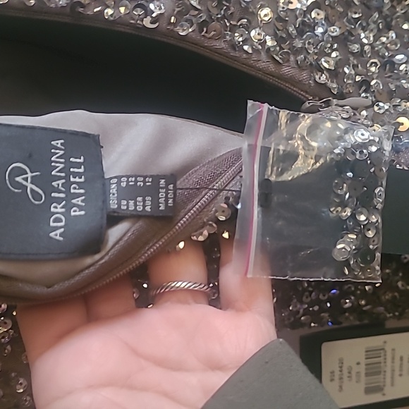 NEW Adrianna Papell Illusion Sheath Lead/Silver/Gray Sequined Dress Sz 8 - Picture 6 of 9